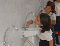 Sistema de purificación para bebederos escolares